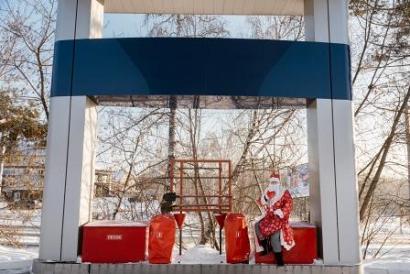 Дед Мороз на АГЗС GASPRO поздравляет наших клиентов с Новым 2024 годом )